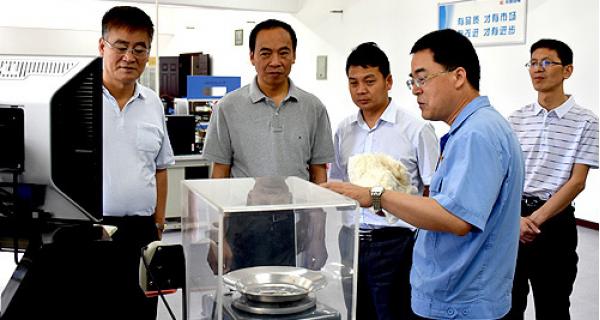 陜西省紡織行業(yè)協會紡織器材專業(yè)委員會第一次會議在長嶺紡電召開